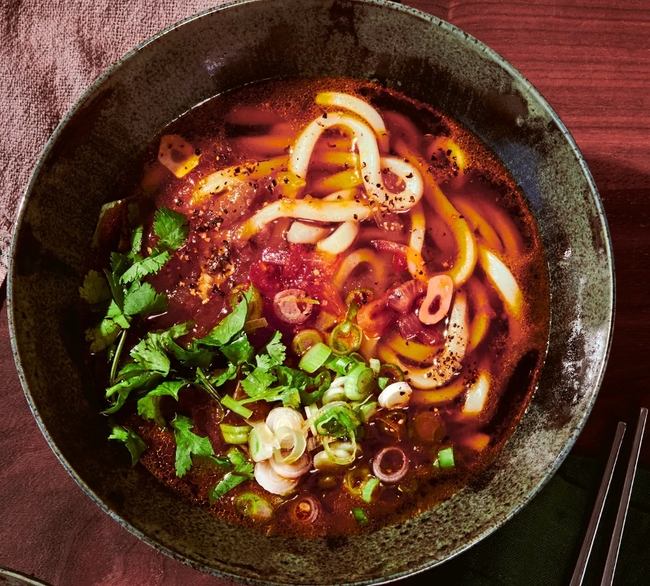 TONKOTUS UDON SOUP (SPICY)