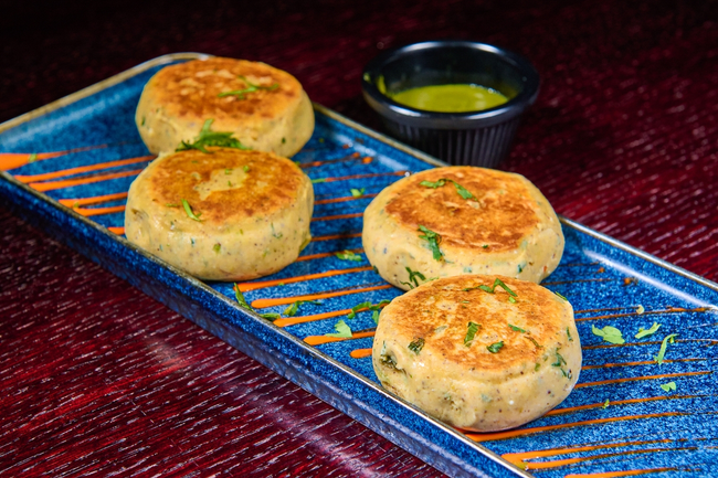 Dates Stuffed Dahi Kebab (JAIN)