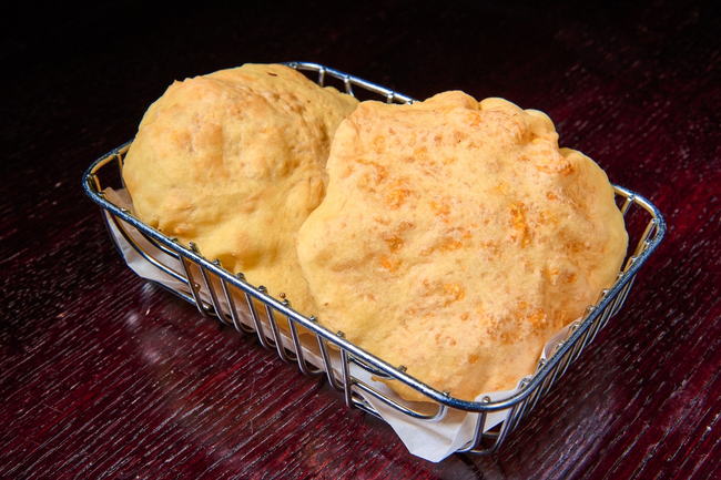 Paneer Stuffed Bhatura (JAIN)