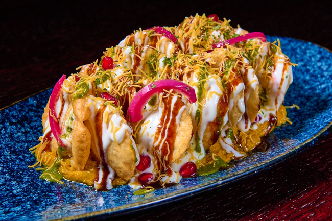 Cholley Humus Papri Chaat