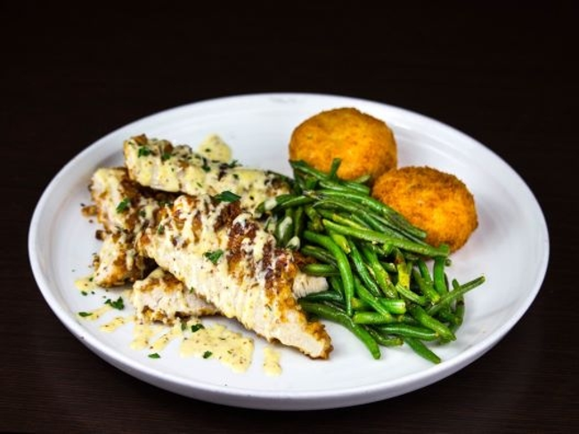 Pretzel Chicken Lunch