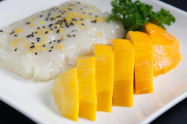Mango with Sweet Rice