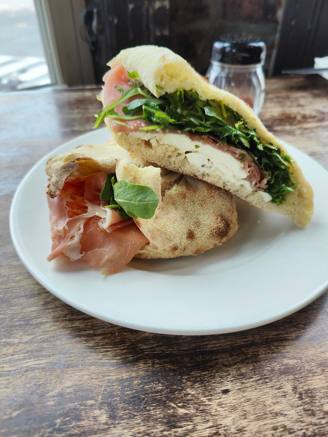 Prosciutto Panuozzo
