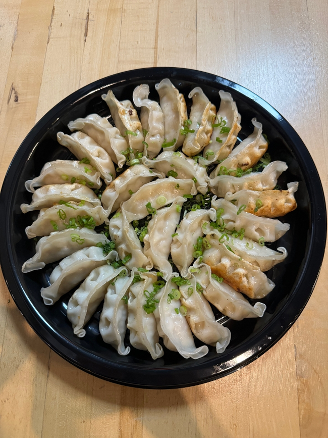 Tray Gyoza