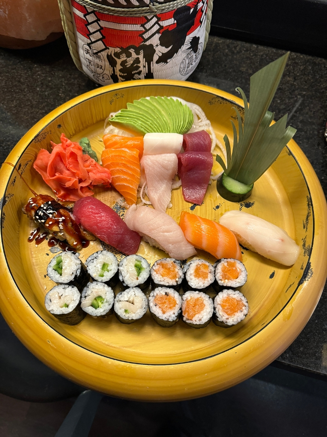 Nori Grand Sushi & Sashimi Combo