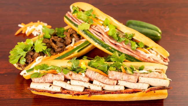 Baguette  (Banh Mi).
