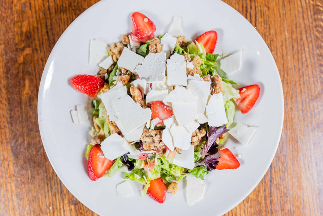 Strawberry Walnut Salad