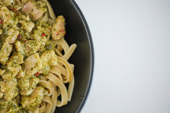 Linguine with Pesto Cream Sauce