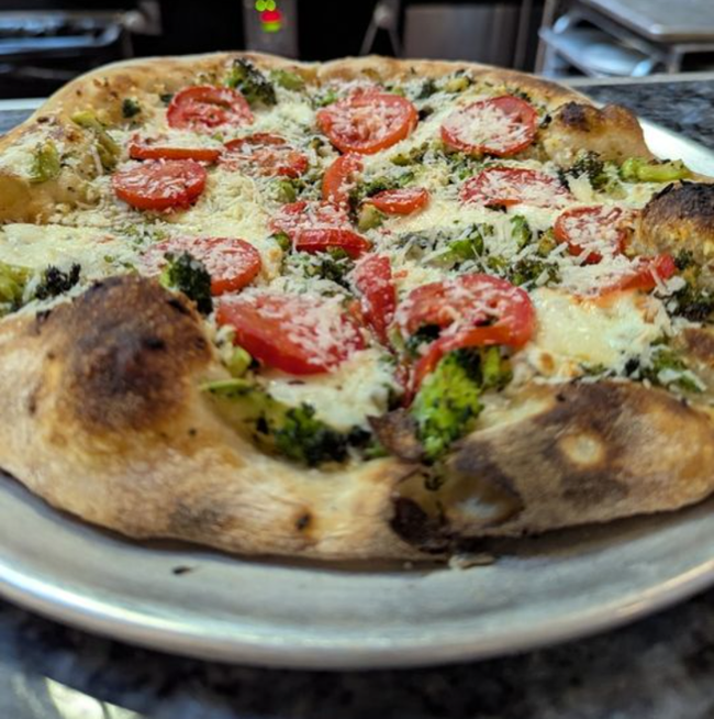 LG Broccoli, Garlic & Roma Tomato