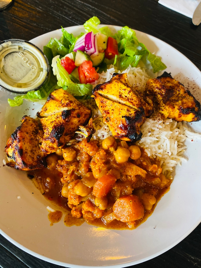 Chicken Kabob W/White Rice & Salad