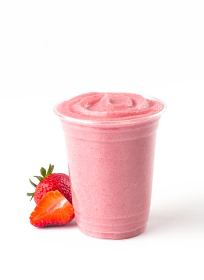 STRAWBERRY LASSI