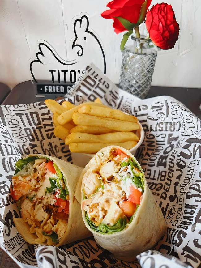 Chicken Wrap w/ Fries