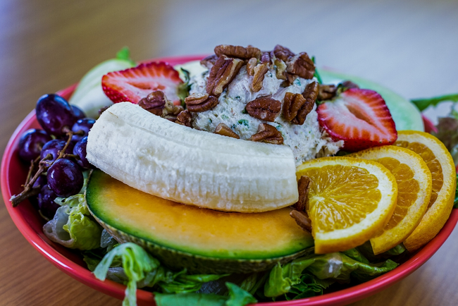 Chicken & Fruit Plate *