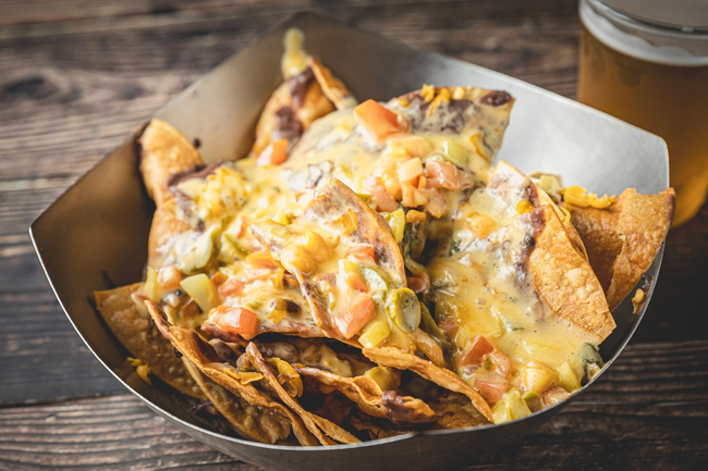 BLACK BEAN NACHOS
