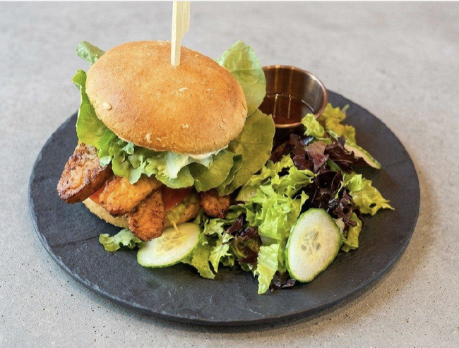 Sando - TLTA - Tempeh Lettuce Tomato Avocado (V | S)