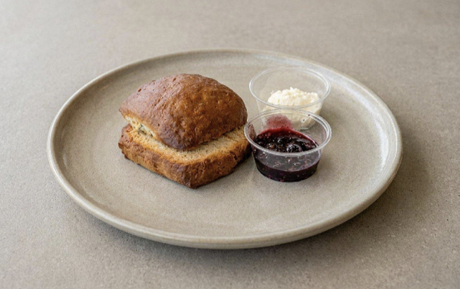 Biscuit with Butter & Jam (VEG)