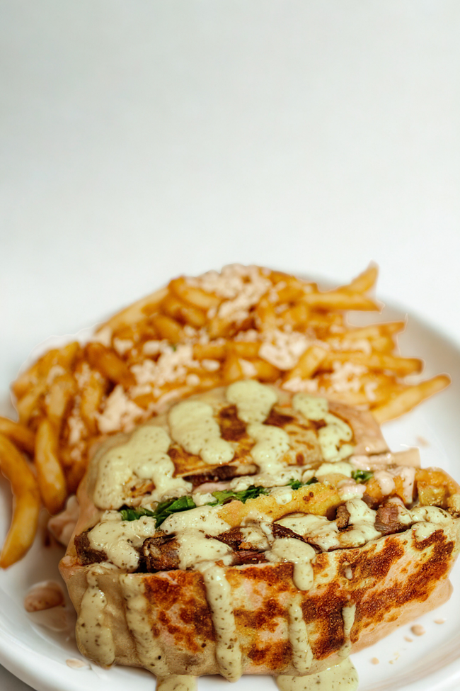 Beef Shawarma Greek Crunch