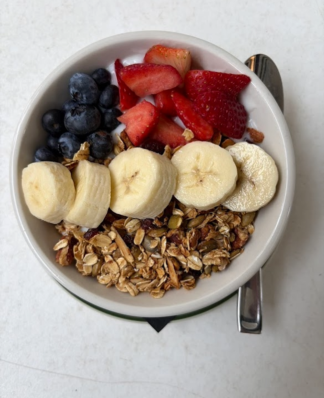 Yogurt & Granola