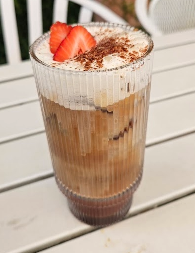 Iced Strawberry Mocha