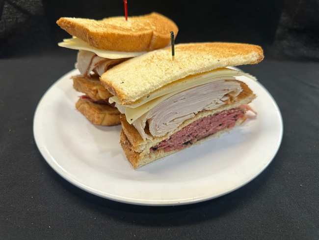 Combo 8 Turkey, Pastrami & Swiss