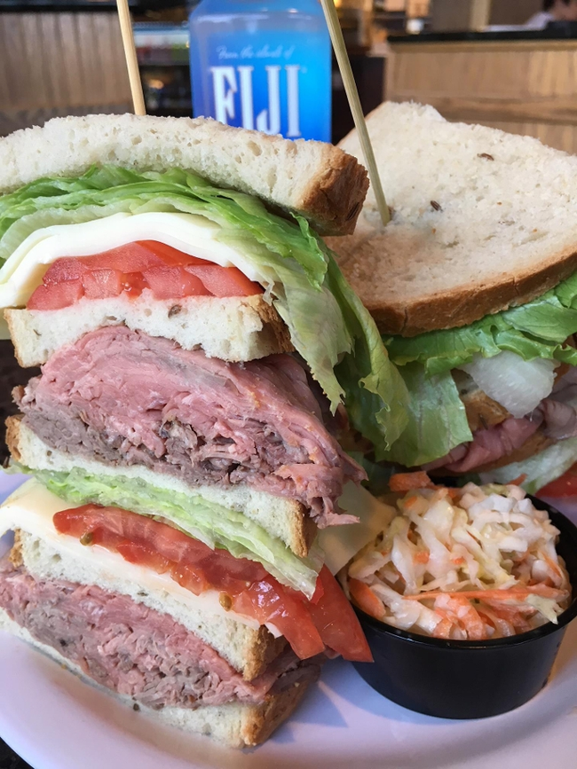 Combo 4 Rare Roast Beef Swiss, Lettuce & Tomato