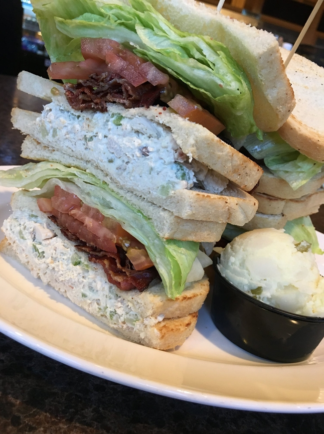 Combo 17 Chicken Salad, Bacon, Lettuce & Tomato