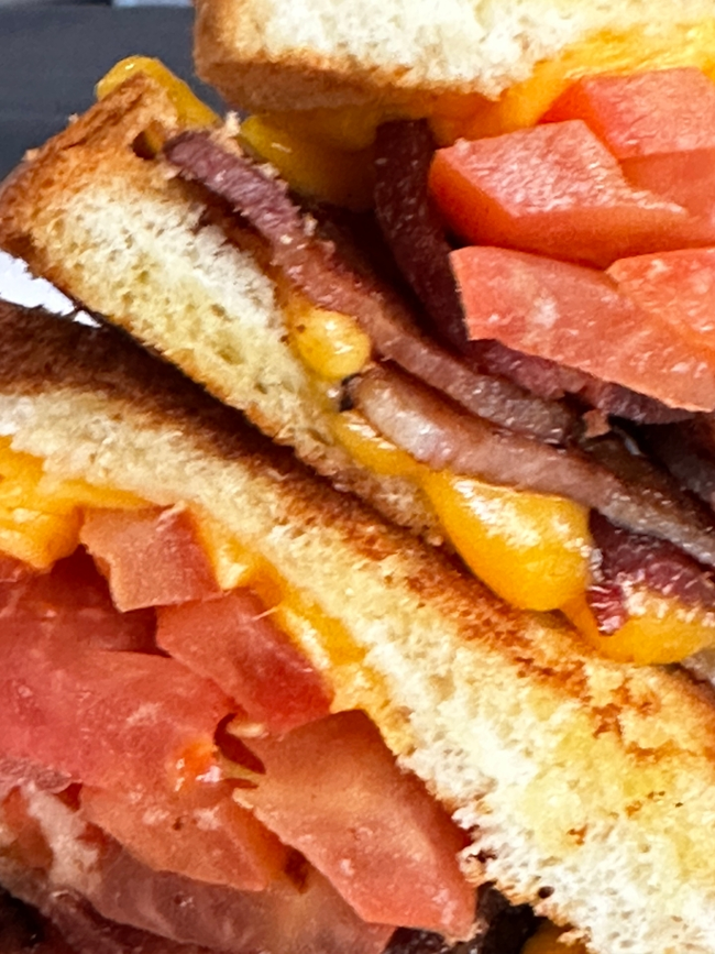 Grilled Cheese with Bacon & Tomato