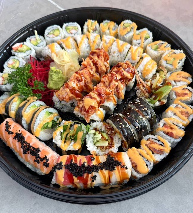 Sushi Tray 1 (3-4 people)