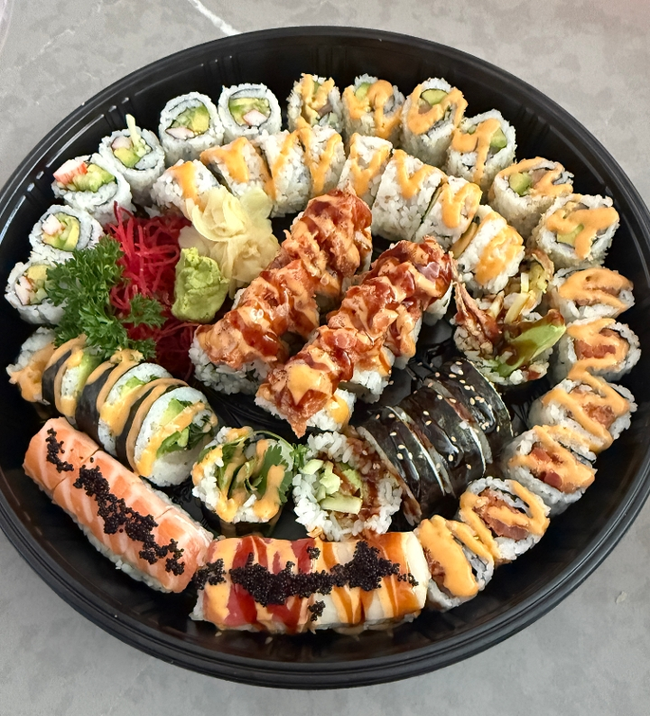 Sushi Tray 1 (3-4 people)
