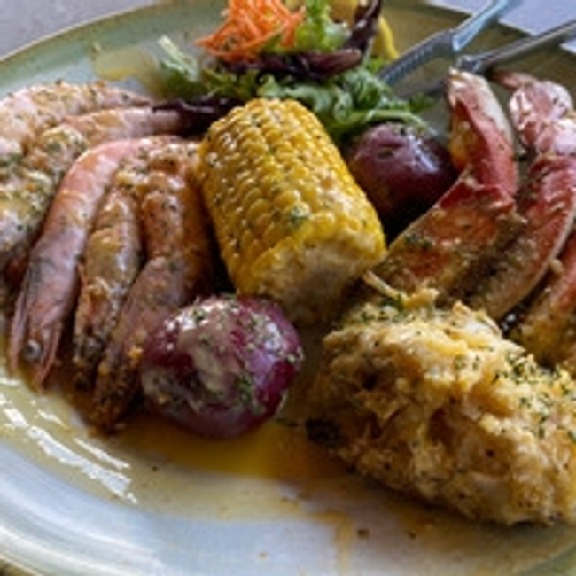 1/2 Char Dungeness Platter