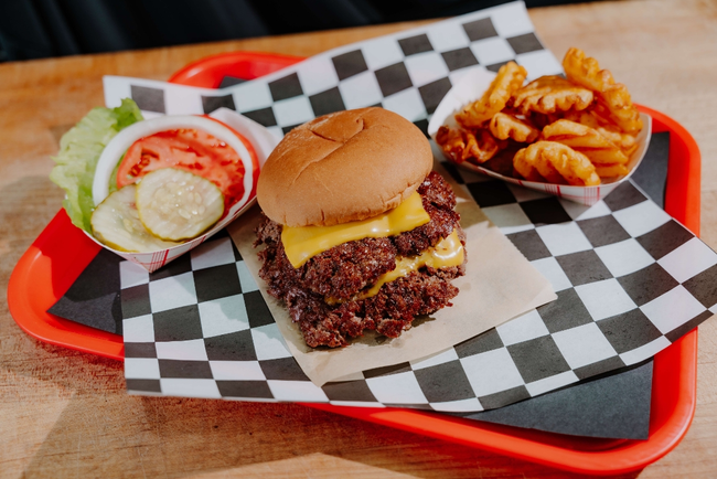 Double Cheeseburger w/1 side