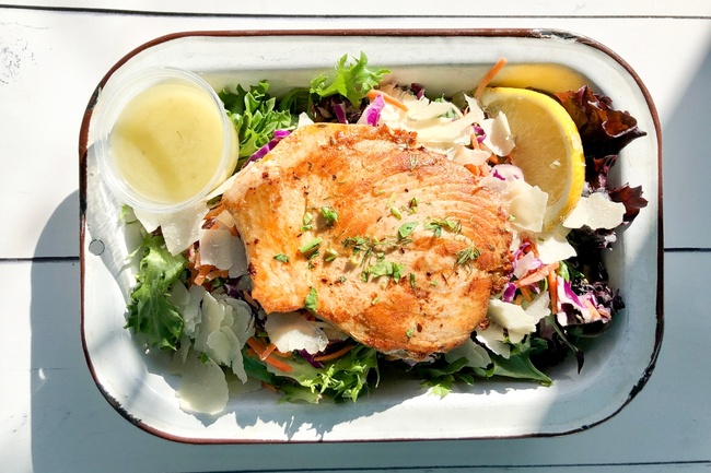 Low-Carb Grilled Catch Salad