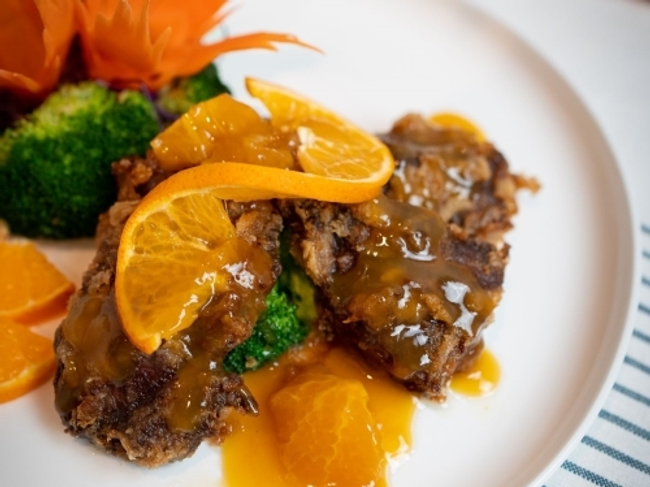 TANGERINE BEEF