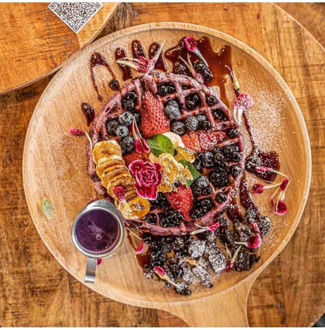 SIGNATURE UBE MOCHI WAFFLE