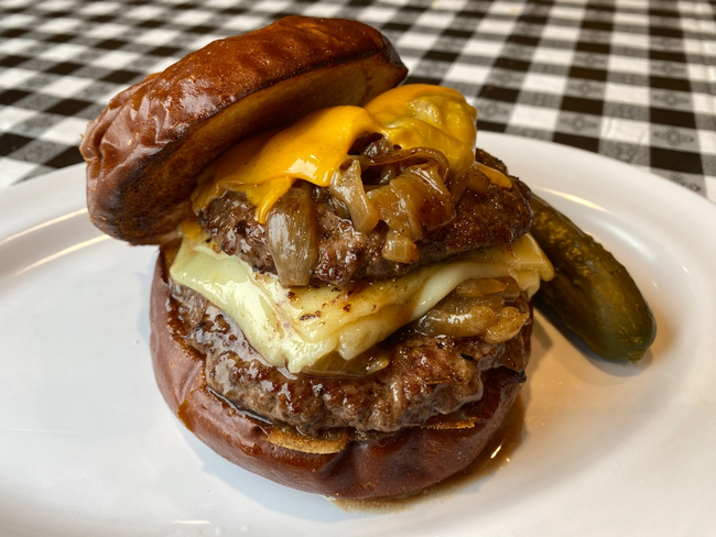 The Traditional Burger