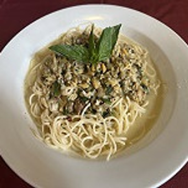 Clams & Spaghetti