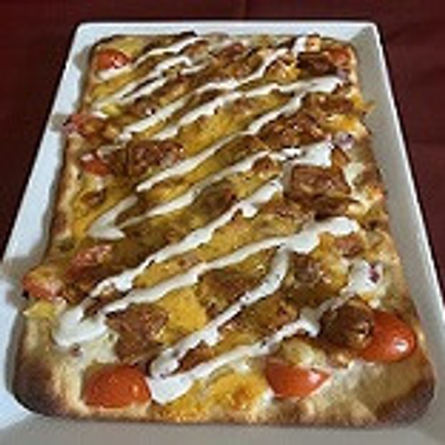 Mango Habanero Chicken Flatbread
