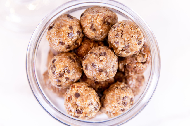 Energy Balls - Oatmeal Peanut Butter Chip